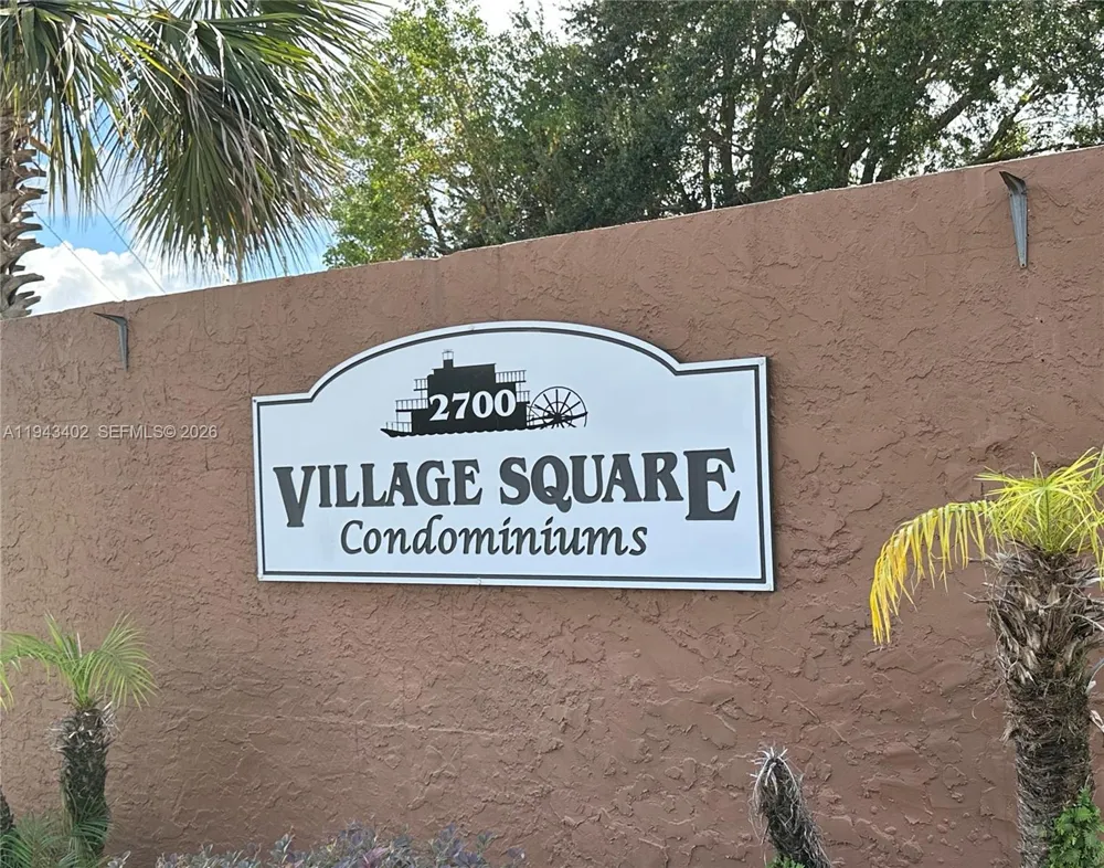 6060 Village Cir Orlando, FL 32822