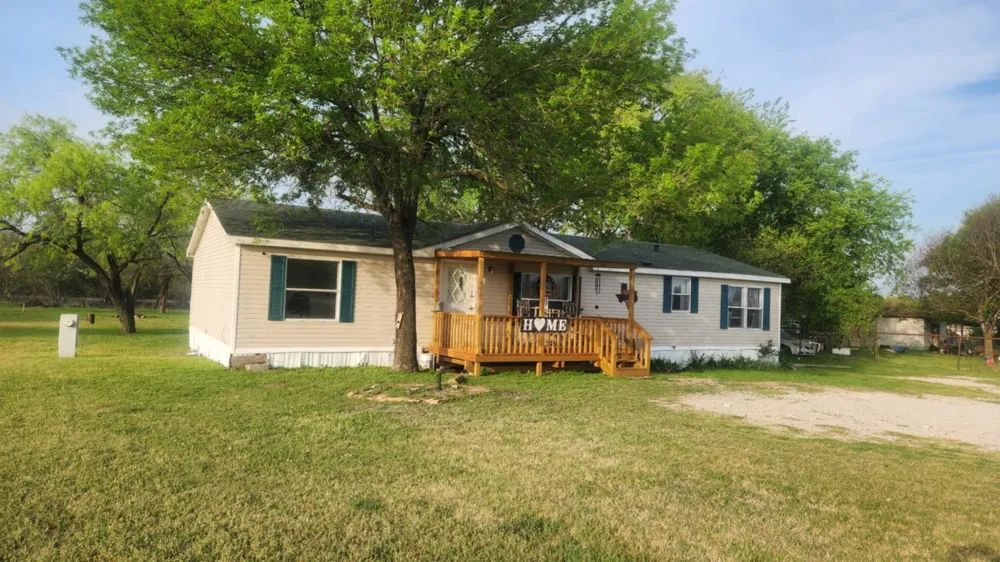 7241 S Interstate 45 Service Road Alma, TX 75119