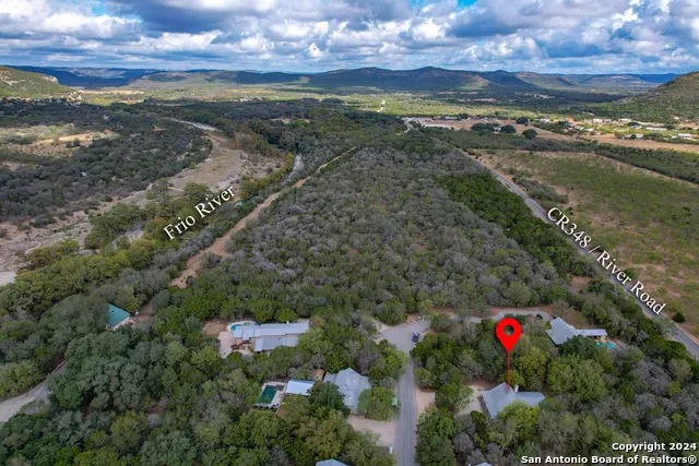 65 COMMANCHE CREEK RD Concan, TX 78838