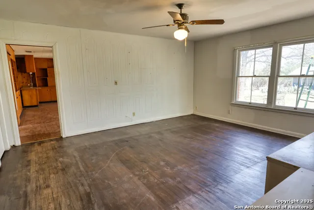 728 Getty St. Uvalde, TX 78801