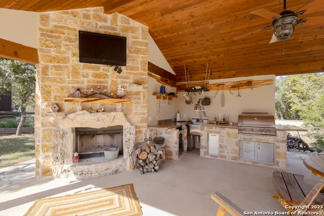 306 SD 37981 Barksdale, TX 78828