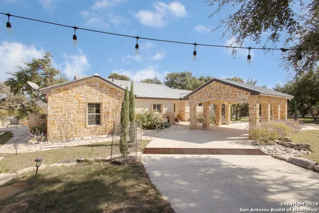 306 SD 37981 Barksdale, TX 78828