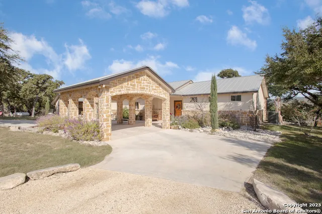 306 SD 37981 Barksdale, TX 78828