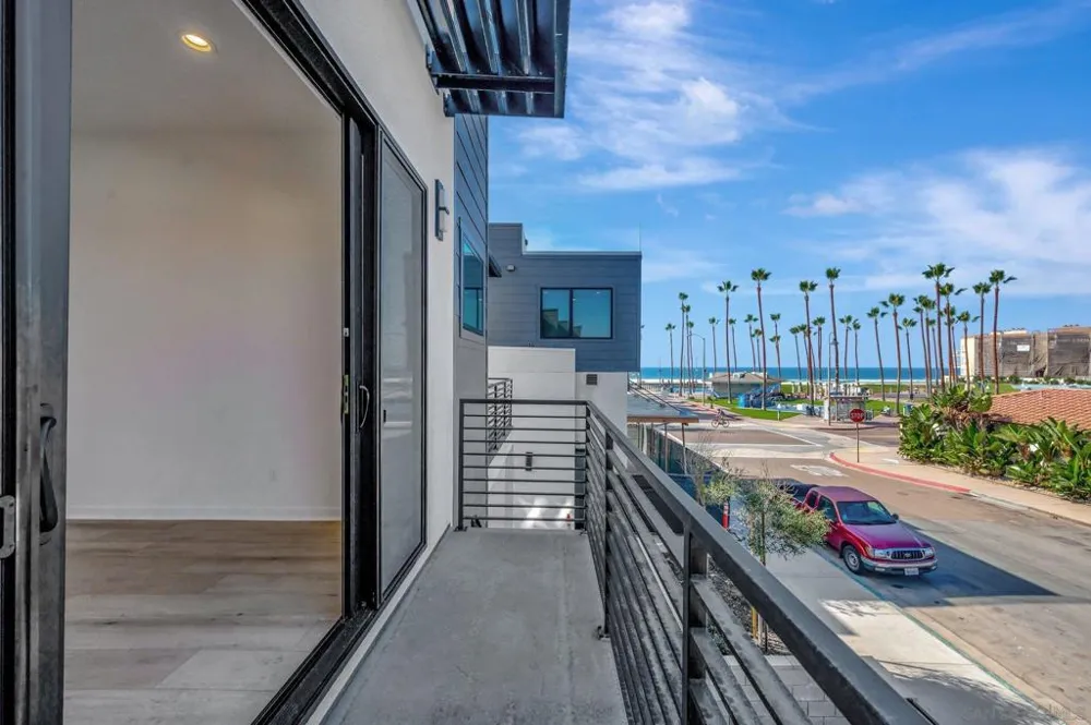109 Daisy Ave Imperial Beach, CA 91932