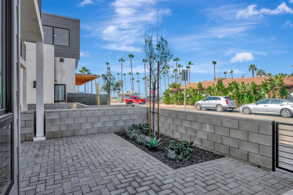 109 Daisy Ave Imperial Beach, CA 91932