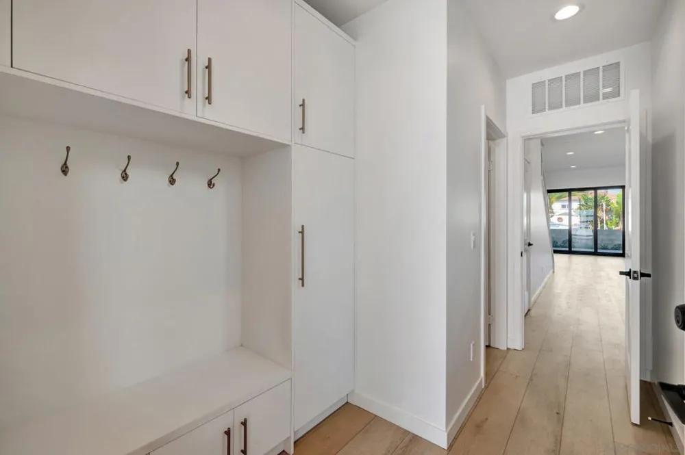 109 Daisy Ave Imperial Beach, CA 91932