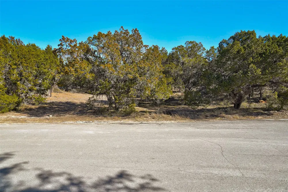 6601 Lake Shore Drive Lago Vista, TX 78645