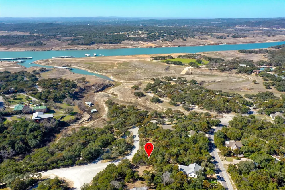6601 Lake Shore Drive Lago Vista, TX 78645