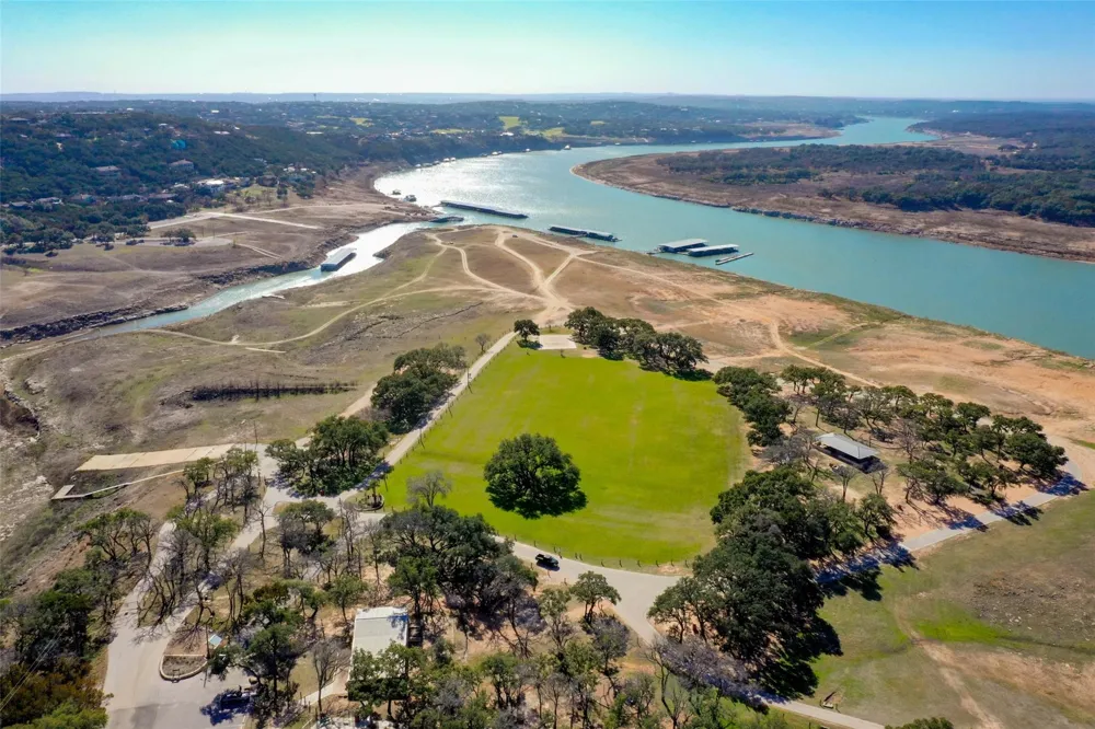 6601 Lake Shore Drive Lago Vista, TX 78645
