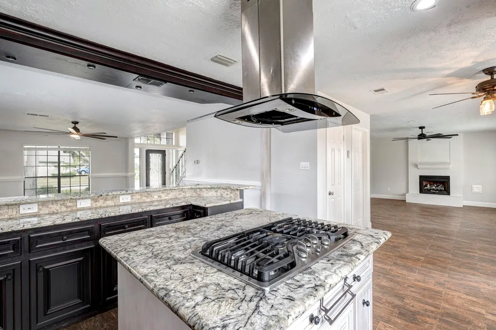 1502 Wesley Lane Deer Park, TX 77536