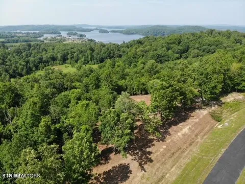 0 W Mountain Drive