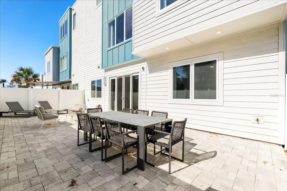 7760 SANDY RIDGE DRIVE #102 Reunion, FL 34747