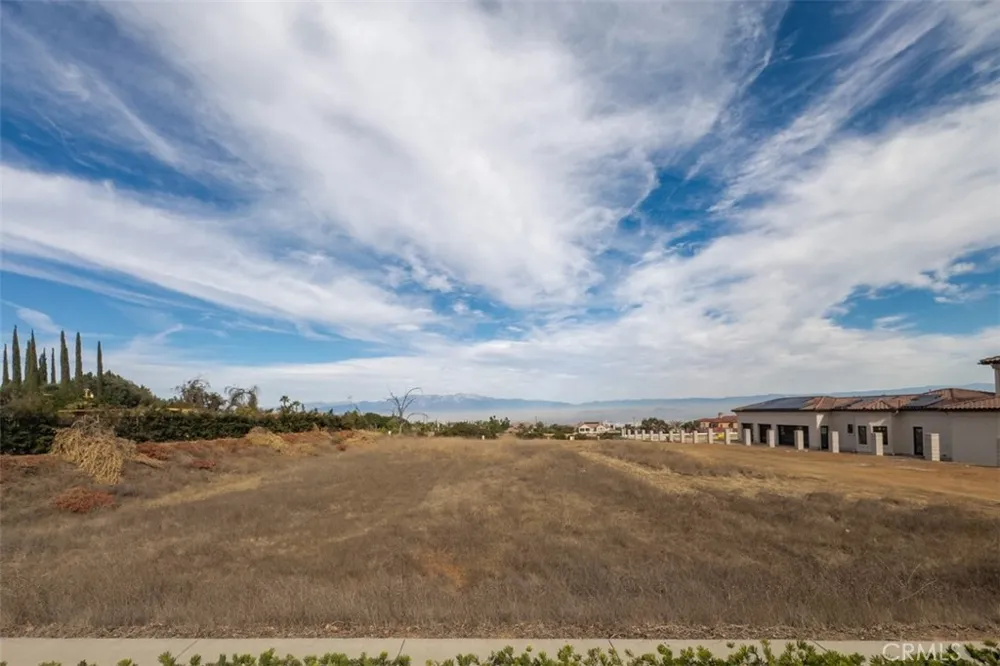 1127 Casper Circle Corona, CA 92881