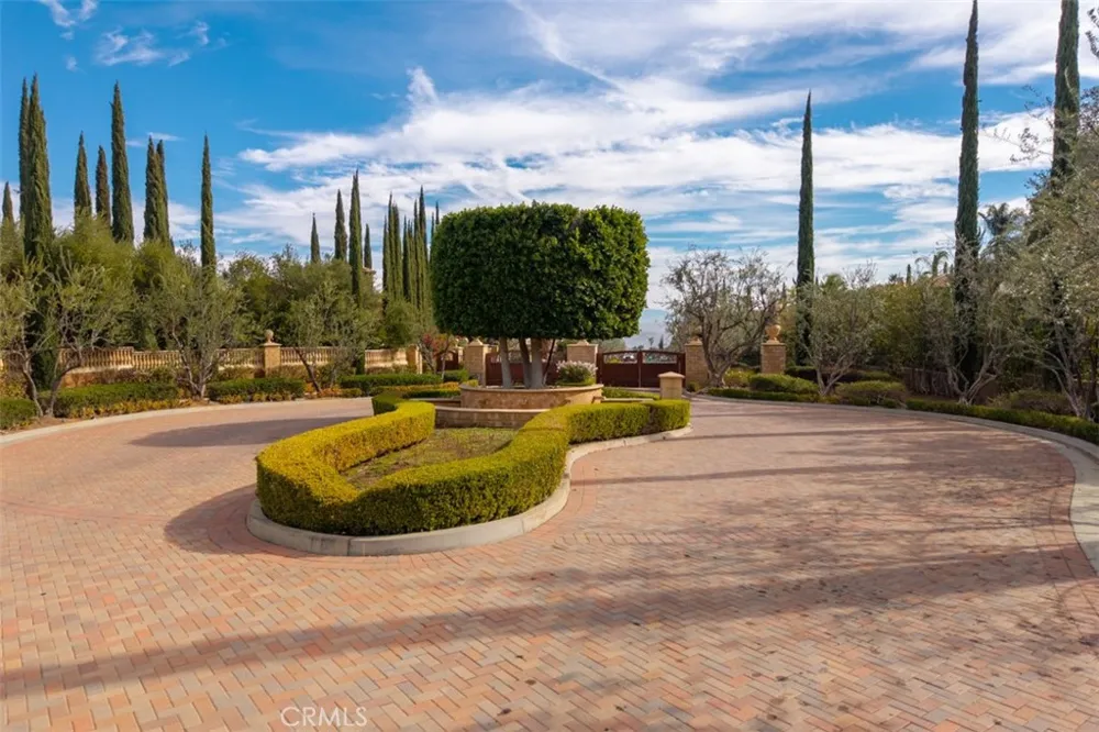 1127 Casper Circle Corona, CA 92881