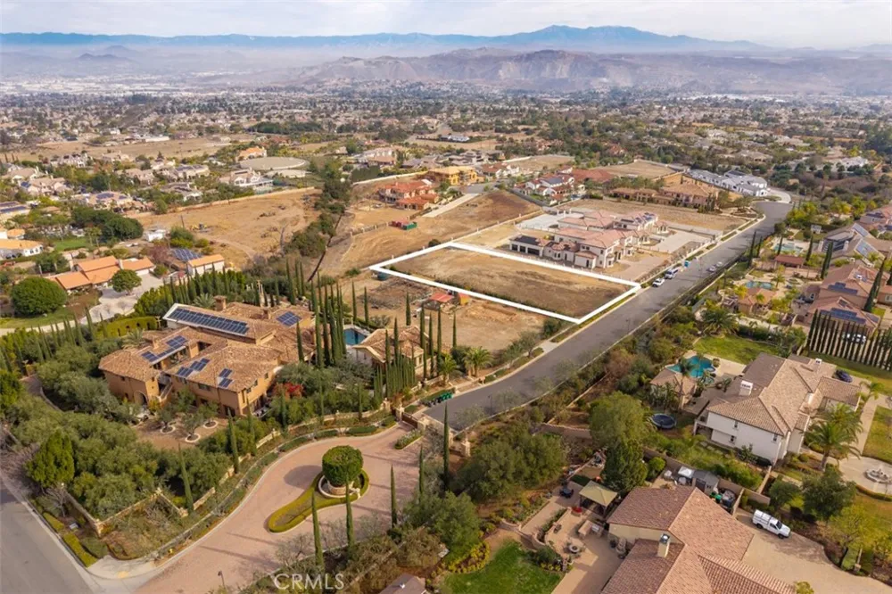 1127 Casper Circle Corona, CA 92881