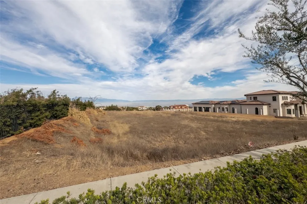 1127 Casper Circle Corona, CA 92881