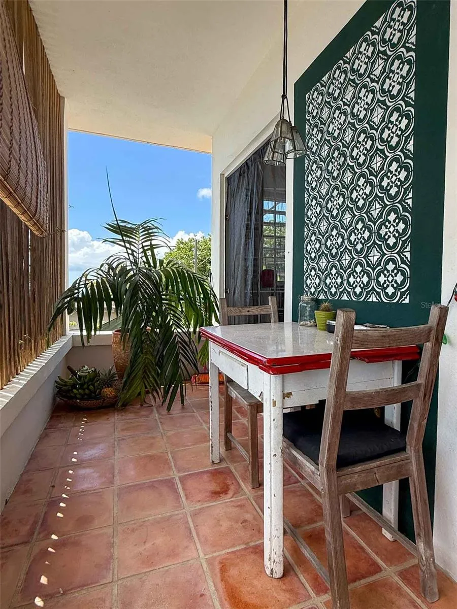 213 CALLE IGLESIAS Vieques, PR 00765
