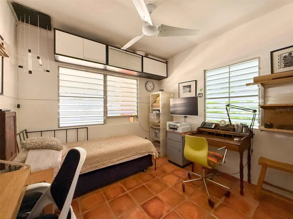 213 CALLE IGLESIAS Vieques, PR 00765