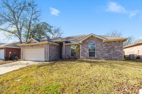 334 River Oaks Lane