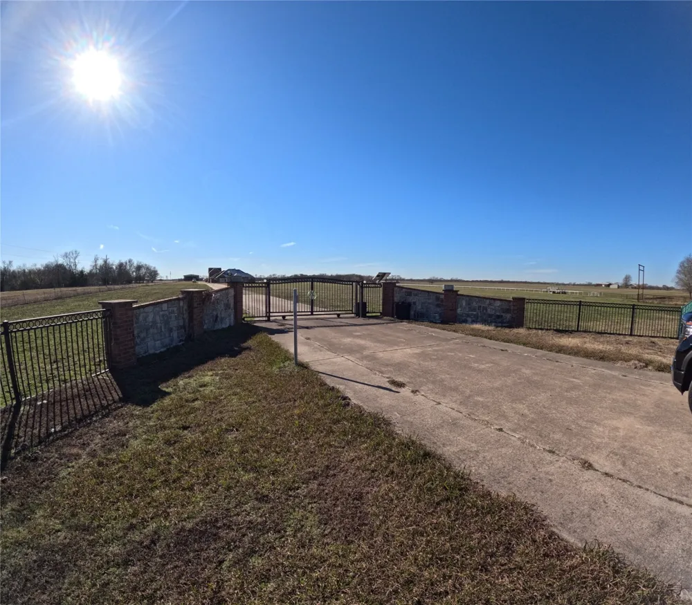 6401 County Road 3208 Lone Oak, TX 75453