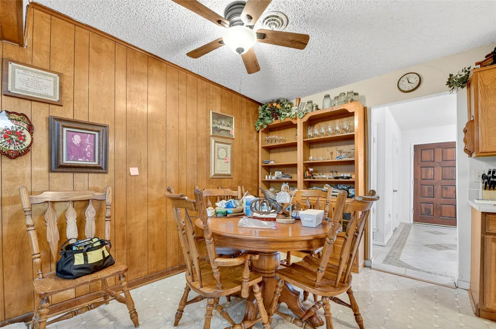 2947 Cameo Lane Farmers Branch, TX 75234