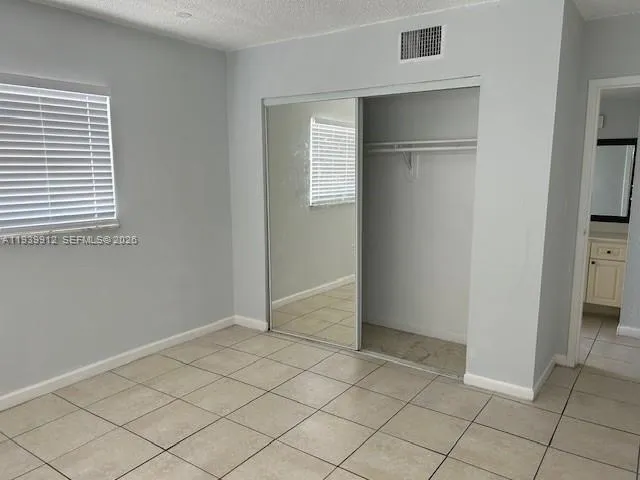 5100 SW 41st St #329 Pembroke Park, FL 33023