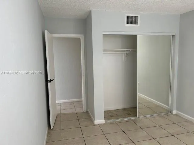 5100 SW 41st St #329 Pembroke Park, FL 33023
