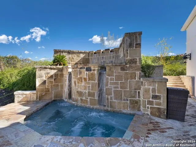 14 Duxbury Park San Antonio, TX 78257