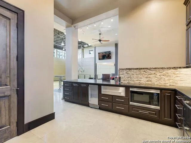 14 Duxbury Park San Antonio, TX 78257