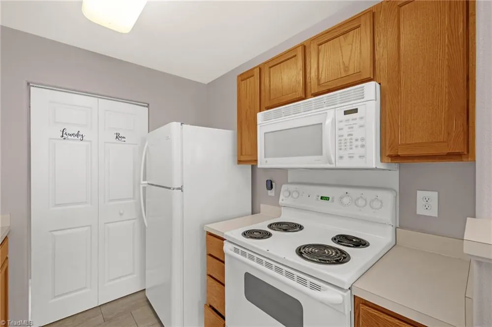2204 Mcconnell Drive Kernersville, NC 27284
