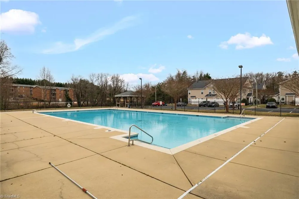 2204 Mcconnell Drive Kernersville, NC 27284