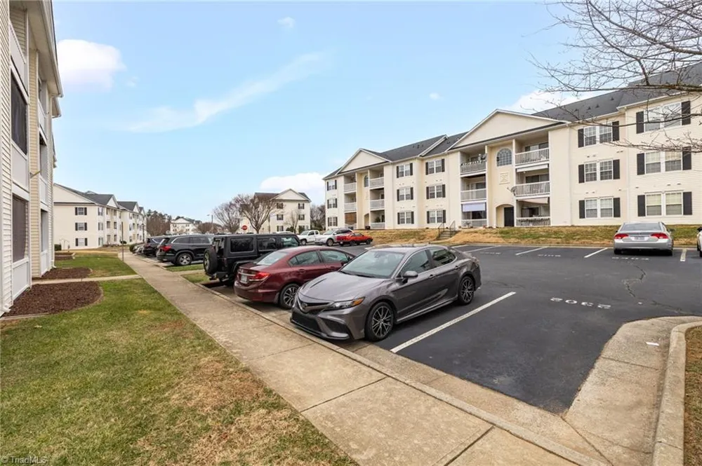 2204 Mcconnell Drive Kernersville, NC 27284