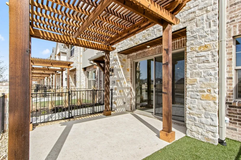 1208 Armstrong The Colony, TX 75056