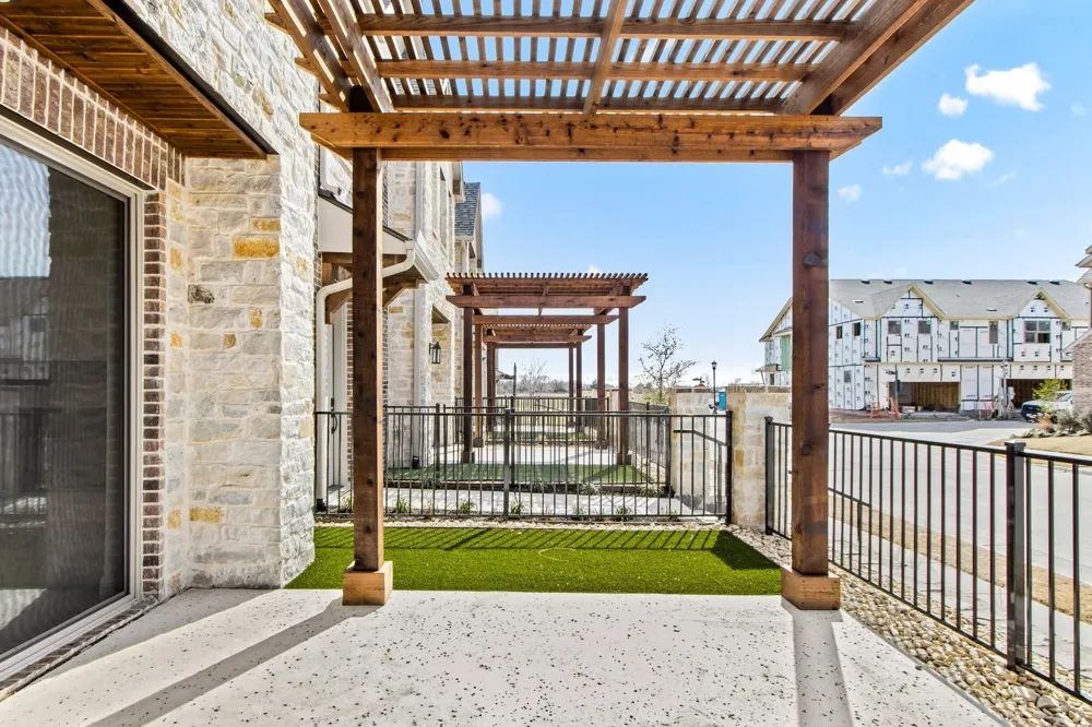 1208 Armstrong The Colony, TX 75056