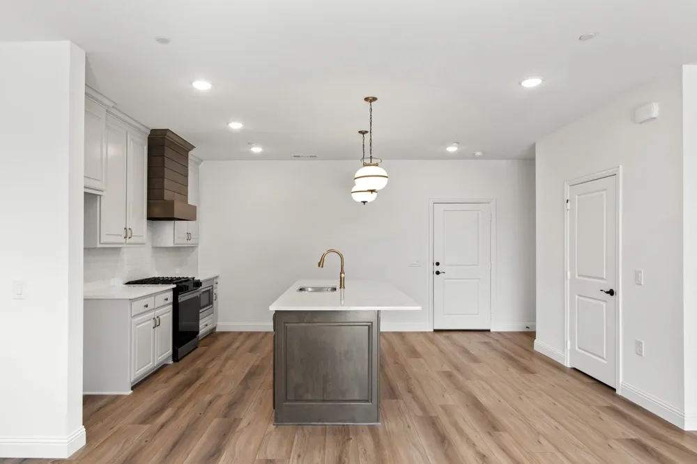 1208 Armstrong The Colony, TX 75056