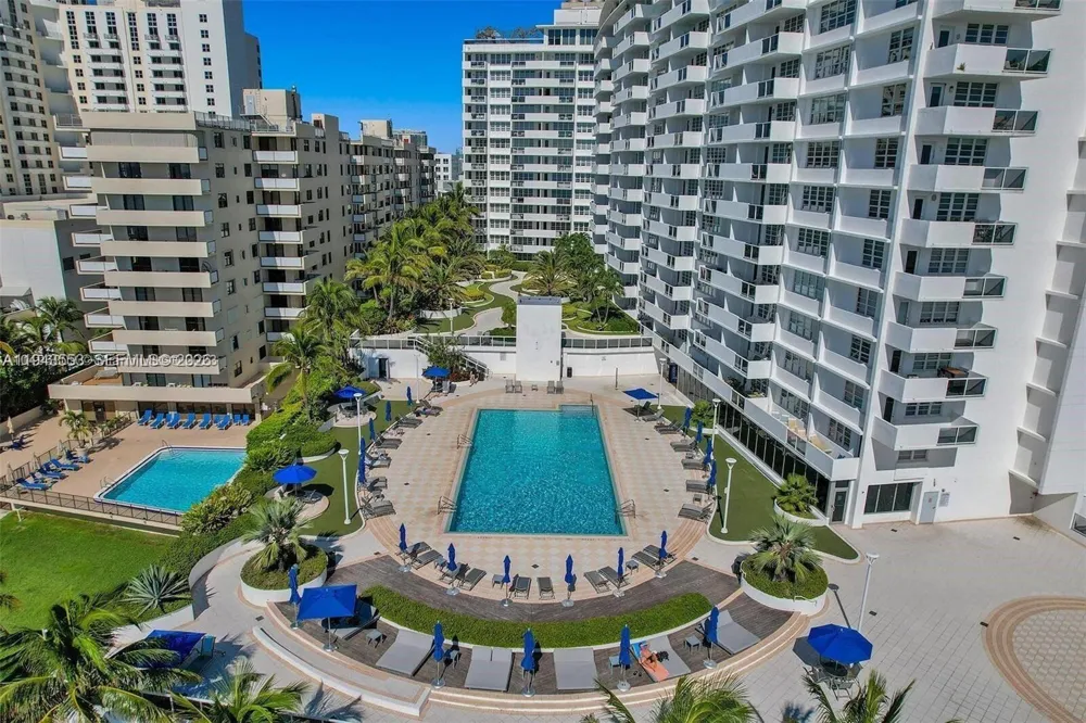 100 Lincoln Rd #426 Miami Beach, FL 33139
