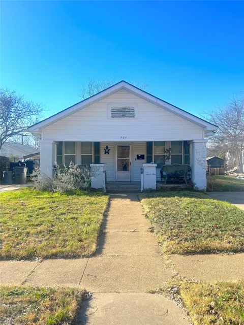 706 Virginia Street