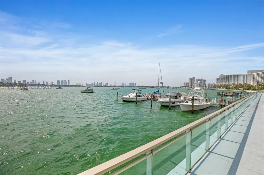 1200 West Ave #422 Miami Beach, FL 33139