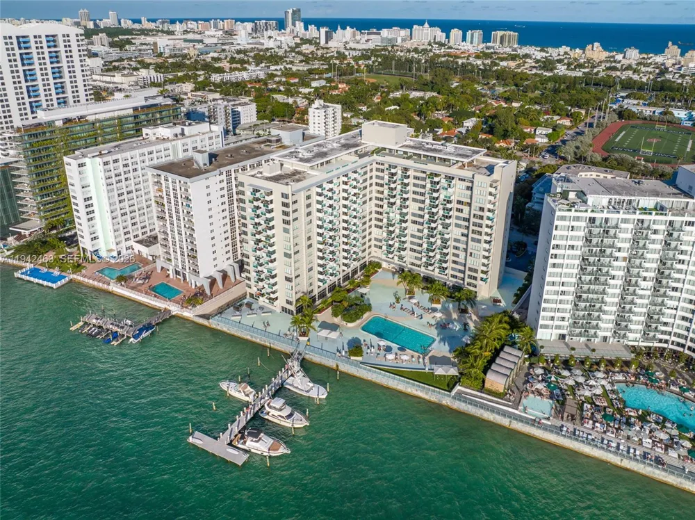 1200 West Ave #422 Miami Beach, FL 33139
