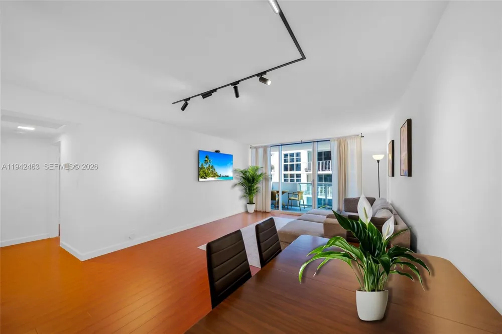 1200 West Ave #422 Miami Beach, FL 33139