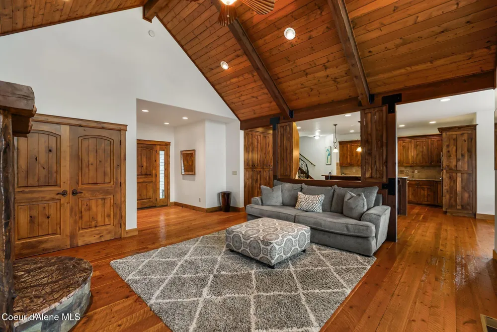 203 Comeback Bay Lane Sagle, ID 83860