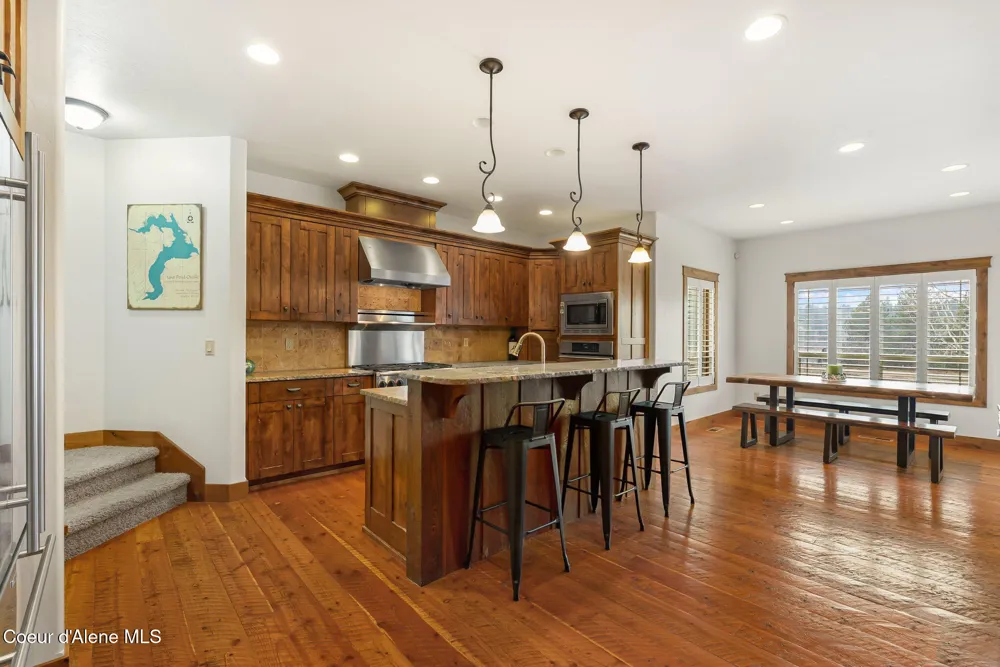 203 Comeback Bay Lane Sagle, ID 83860