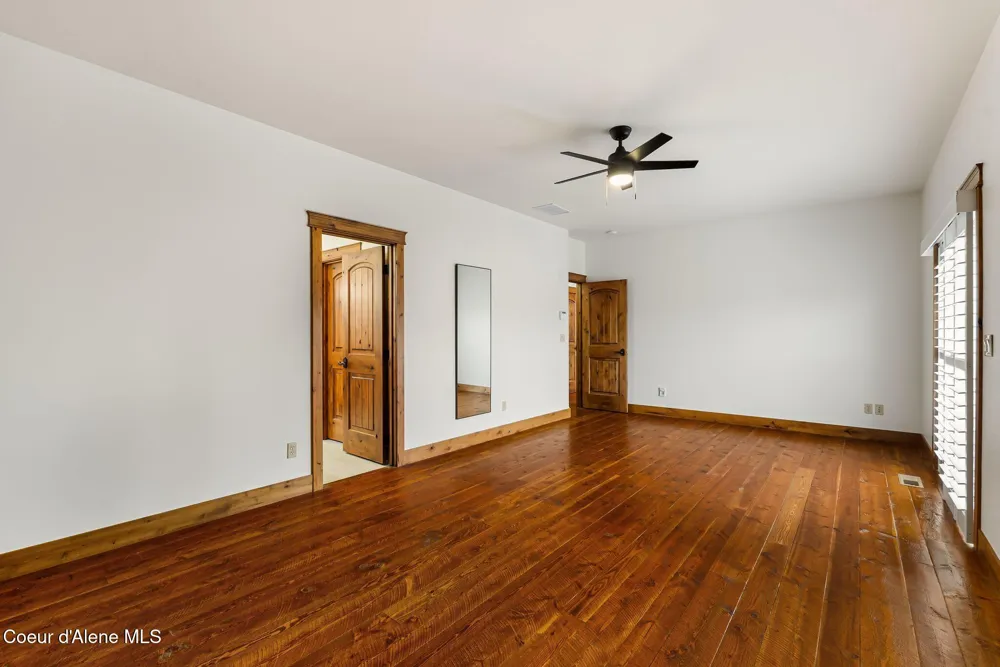 203 Comeback Bay Lane Sagle, ID 83860