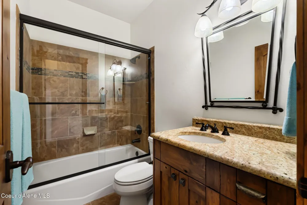 203 Comeback Bay Lane Sagle, ID 83860