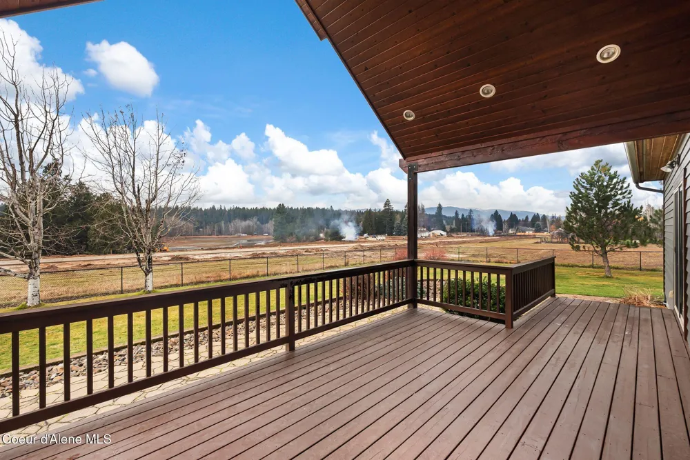 203 Comeback Bay Lane Sagle, ID 83860