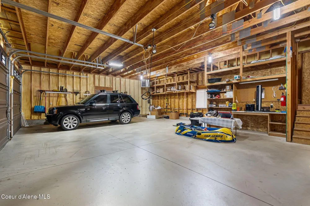203 Comeback Bay Lane Sagle, ID 83860