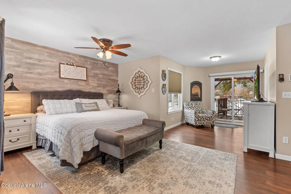 7088 Colfax Street Dalton Gardens, ID 83815