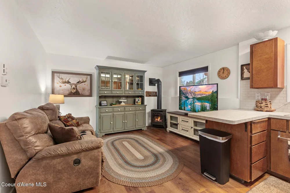 7088 Colfax Street Dalton Gardens, ID 83815