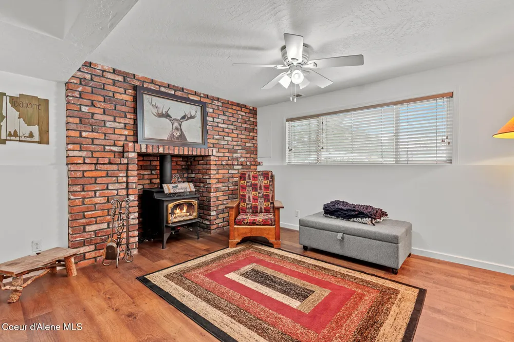 7088 Colfax Street Dalton Gardens, ID 83815