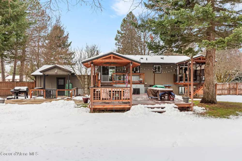 7088 Colfax Street Dalton Gardens, ID 83815